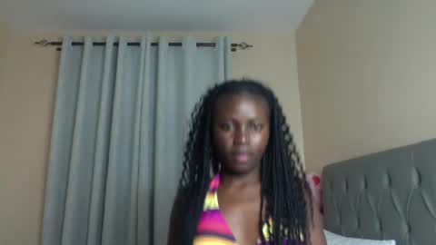 Aura online show from 07/16/26, 02:17