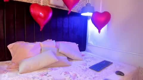 Snapshot of peachy_dh chatting on 02/18/26, 08:05 peachy online show from 02/18/26, 08:05