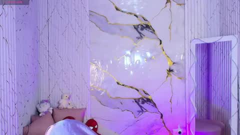 Snapshot of peachy_tay chatting on 05/25/26, 11:38 peachy_tay online show from 05/25/26, 11:38