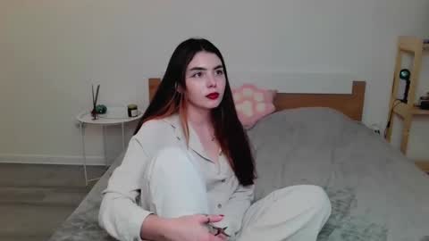 Peachy online show from 03/05/25, 12:27