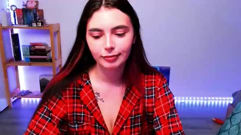 Peachy online show from 09/28/25, 04:45