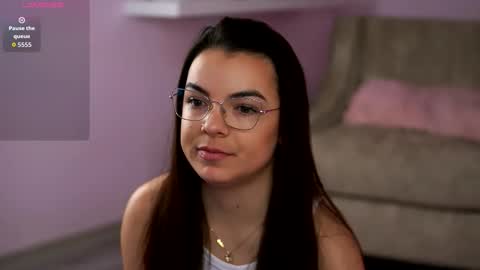 Snapshot of peachyfantasy chatting on 02/09/26, 04:27 peachyfantasy online show from 02/09/26, 04:27