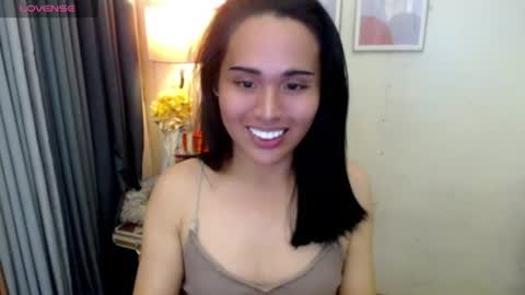 Snapshot of peakaboo_xx chatting on 08/02/26, 02:32 Angel Creamdensada online show from 08/02/26, 02:32