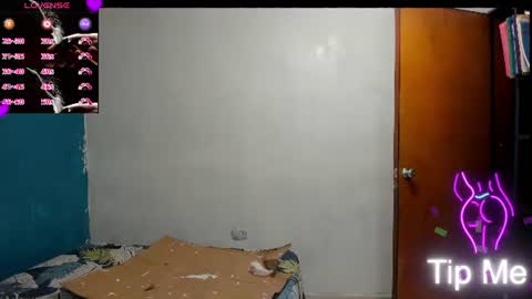 Snapshot of peanut_tangerine chatting on 07/15/26, 12:16 Tangerine Penaut online show from 07/15/26, 12:16