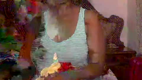 pearassmmm online show from 12/30/24, 08:58
