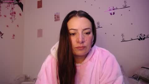 Pearl online show from 11/27/25, 04:25