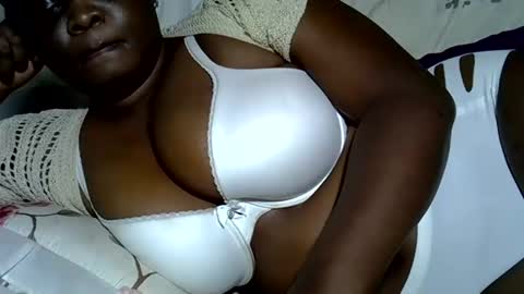 Keci online show from 12/20/25, 10:33