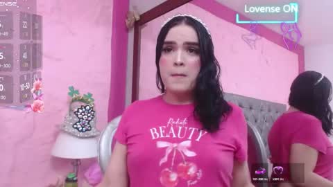 Snapshot of pearl_micheltsm chatting on 06/09/26, 01:12 michel online show from 06/09/26, 01:12
