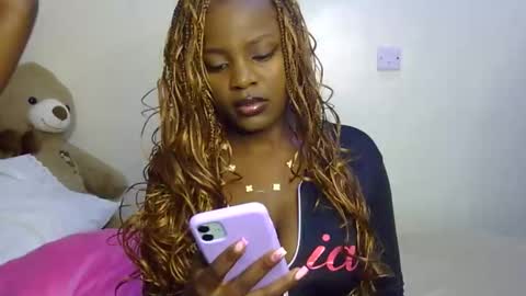 vel online show from 02/11/26, 08:36