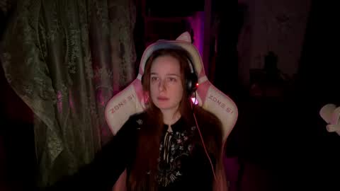 Snapshot of pearlprincess_ chatting on 04/26/26, 12:52 Adelina online show from 04/26/26, 12:52