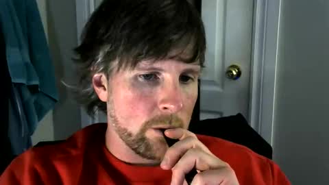 Snapshot of pecas90 chatting on 11/27/25, 12:46 pecas90 online show from 11/27/25, 12:46