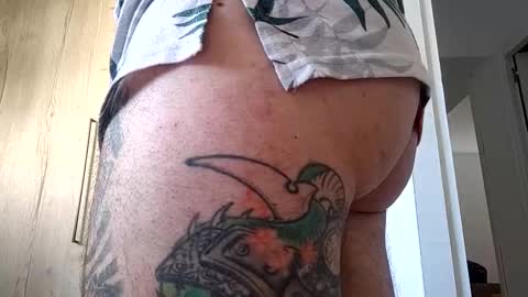 Snapshot of pececito69 chatting on 05/20/26, 03:51 Naturist online show from 05/20/26, 03:51