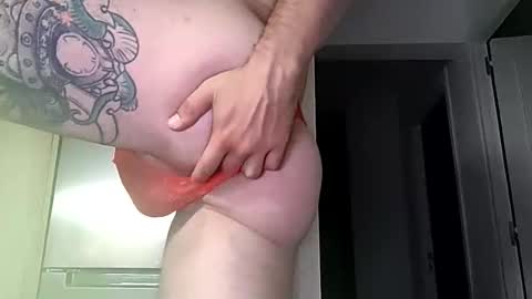Snapshot of pececito69 chatting on 05/31/26, 12:41 Naturist online show from 05/31/26, 12:41