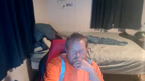 Snapshot of pecker40 chatting on 05/27/26, 04:09 pecker40 online show from 05/27/26, 04:09