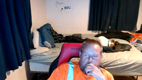 Snapshot of pecker40 chatting on 07/03/26, 01:12 pecker40 online show from 07/03/26, 01:12