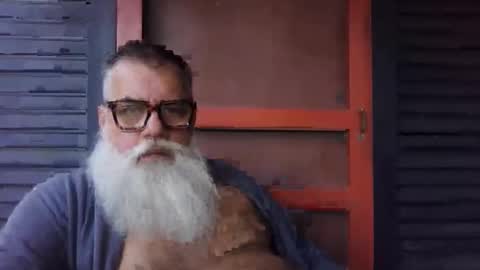 Snapshot of pecos8686 chatting on 11/12/25, 04:18 pecos8686 online show from 11/12/25, 04:18