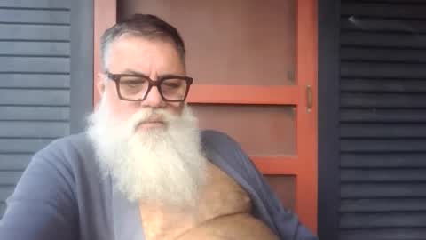 Snapshot of pecos8686 chatting on 11/23/25, 05:13 pecos8686 online show from 11/23/25, 05:13