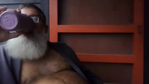 pecos8686 online show from 02/15/26, 03:53