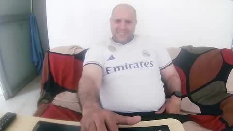 Pedro online show from 10/05/25, 03:43