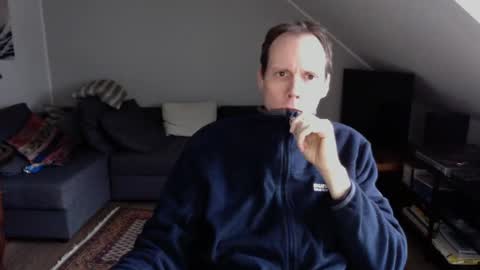 Arno online show from 12/25/24, 01:30