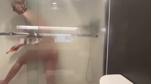 peekabooiluvu online show from 03/09/26, 04:44