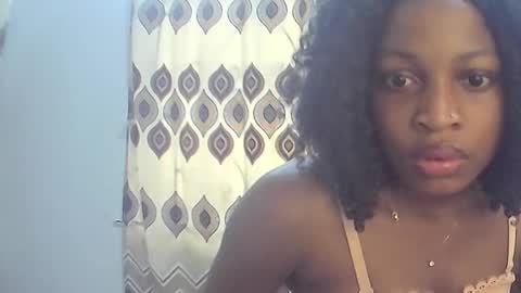 Lizzy online show from 10/13/25, 11:43