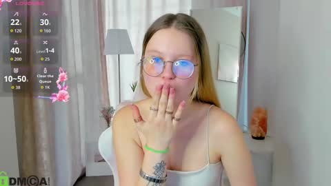 Snapshot of peggyhunt chatting on 02/28/26, 09:32 Peggy online show from 02/28/26, 09:32