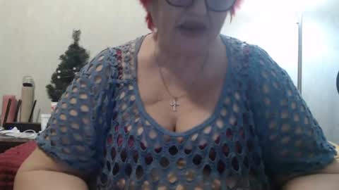 Snapshot of peggysoft chatting on 02/17/25, 11:20 PeggySoft online show from 02/17/25, 11:20