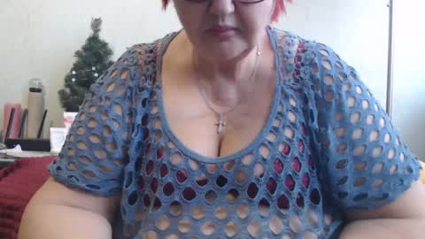 Snapshot of peggysoft chatting on 02/18/25, 09:21 PeggySoft online show from 02/18/25, 09:21