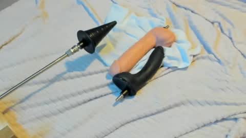 Snapshot of pegmewithjoi chatting on 12/15/25, 04:22 pegmewithjoi online show from 12/15/25, 04:22