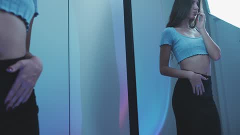 Snapshot of pelagy chatting on 12/14/24, 05:14 Pelagy Show time 2-10 pm Dubai time zone online show from 12/14/24, 05:14