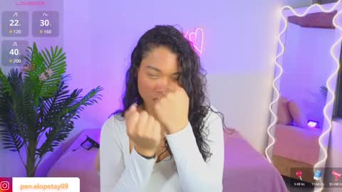 penelope online show from 01/29/25, 03:33