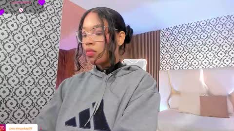 penelope online show from 02/05/26, 03:22