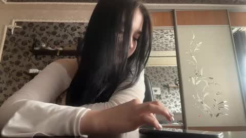 Keytana online show from 04/18/26, 09:13