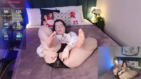 Hi  Im Peneloppa online show from 12/17/25, 09:32