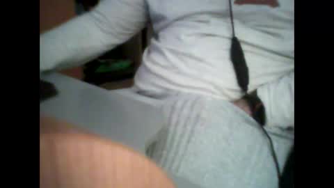 Snapshot of penesaur chatting on 02/10/25, 12:52 Penesaur online show from 02/10/25, 12:52