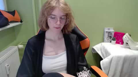 Penny online show from 11/20/25, 07:41