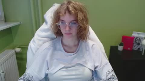 Penny online show from 12/04/25, 07:50