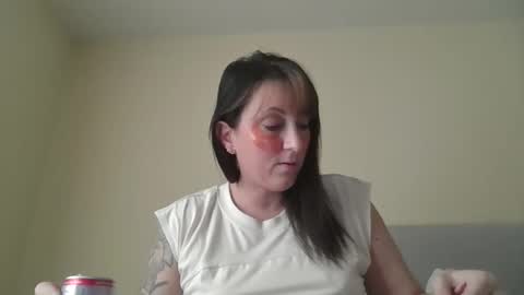 Snapshot of pennypettyworth chatting on 02/13/26, 09:33 pennypettyworth online show from 02/13/26, 09:33