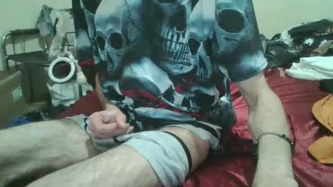 Snapshot of pepelu5544 chatting on 12/26/24, 06:43 pepelu5544 online show from 12/26/24, 06:43