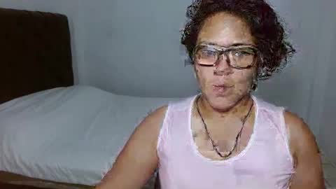 Snapshot of pepitt45 chatting on 01/01/25, 02:42 Megan online show from 01/01/25, 02:42