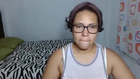 Snapshot of pepitt45 chatting on 03/02/25, 02:10 Megan online show from 03/02/25, 02:10