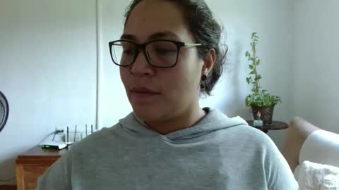 Snapshot of pepitt45 chatting on 05/01/26, 05:28 Megan online show from 05/01/26, 05:28