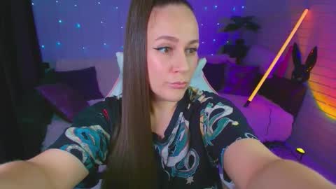 Snapshot of pepper_cat chatting on 11/08/25, 05:40 Dia online show from 11/08/25, 05:40