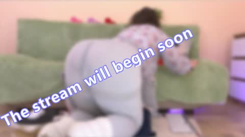 Snapshot of pepper_corn chatting on 04/01/26, 07:09 Olga and Kirill online show from 04/01/26, 07:09