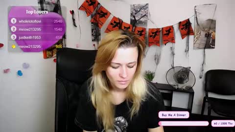 Mia online show from 11/01/25, 02:57