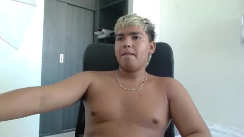 Snapshot of percibal_junior1 chatting on 01/23/25, 04:04 percibal_junior1 online show from 01/23/25, 04:04