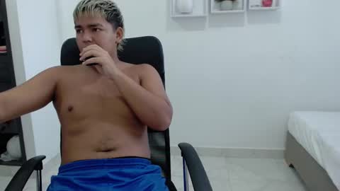 Snapshot of percibal_junior1 chatting on 01/25/25, 11:55 percibal_junior1 online show from 01/25/25, 11:55