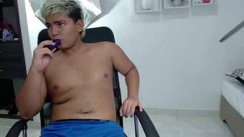 Snapshot of percibal_junior1 chatting on 01/27/25, 04:52 percibal_junior1 online show from 01/27/25, 04:52