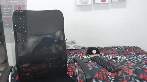 Snapshot of percibal_junior1 chatting on 02/14/25, 07:49 percibal_junior1 online show from 02/14/25, 07:49